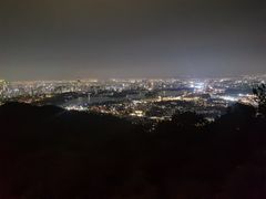 -紫金山山顶公园