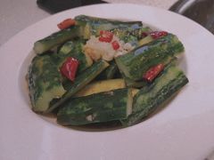 刮皮黄瓜-老佛爷铜炉蛙锅(海岸城店)