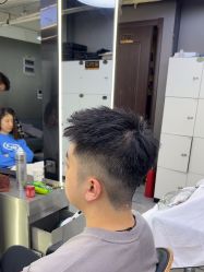 -藤野造型烫发染发