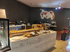 -筠咖啡西餐厅(上海国展宝龙丽筠酒店)