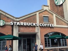 -TIMES CITY OUTLETS 时代·城市·奥特莱斯(上海国际时尚中心店)