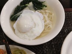 -怡豪大饭店·银顶旋转餐厅