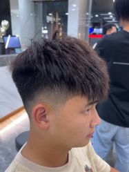 -七分屋LA·烫发·染发·剪发