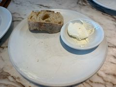 -ROAST coffee & eatery