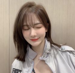 -AYO SALON