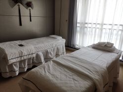 -JNK皮肤管理中心