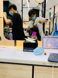 -HAIR CORNER