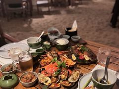 -三亚艾迪逊酒店·海滩烧烤 BARBACOA·现场乐队·浪漫晚餐·烧烤海鲜