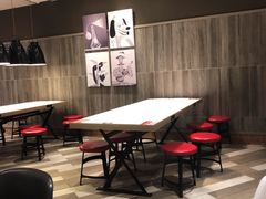 大堂-肯德基(东安路站店)