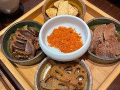 -银米·云南传统过桥米线(双廊黑金冠店)