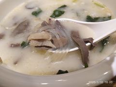 -清真·玛丽亚新疆菜主题餐厅(浙江中路店)