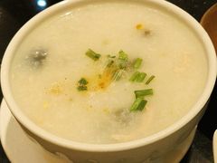 皮蛋肉丝粥-避风塘·老港味餐厅(虹口龙之梦店)