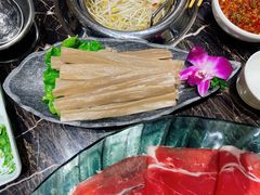 宽粉带-臻牧壹品雪花牛肉火锅(大兴九臻店)