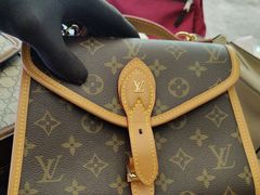 -沐渔二手奢侈品黄金手表包包回收·中古店(广州塔店)