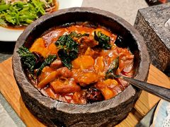 -花菇朵·云山雀 ll 野生菌锅·野果酸汤·精品滇菜(万柳店)