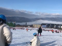 -鳌山滑雪度假区