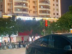 -星巴克(深圳龙华人民北店)