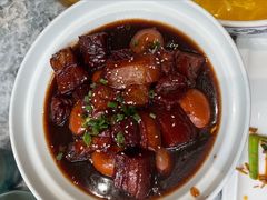丰园私房红烧肉-聚丰园•湖鲜餐厅(阿红私房菜梅石路店)