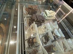 -VENCHI 闻绮(上海佛罗伦萨小镇店)
