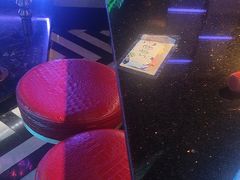 -温莎KTV(珠江路店)