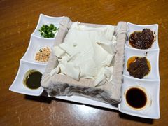 一块豆腐-95号酱骨·一块豆腐(展春园西路店)