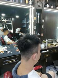 -Barber潮先生男士理发店