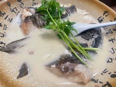 招牌鱼头汤-75幢私房菜馆