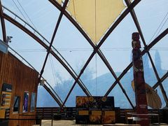 -怀托摩萤火虫洞