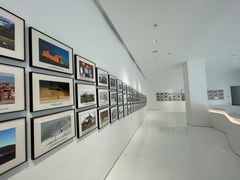 -罗红摄影艺术馆