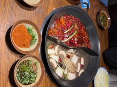 -萍姐火锅·公路夜市(武汉首店)