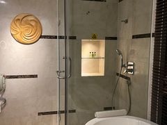 -青岛海尔洲际酒店