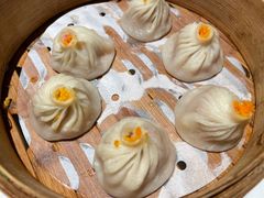 蟹粉小笼包-绿波廊(豫园店)