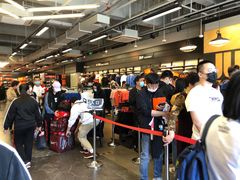 -NIKE上海青浦换季优惠店