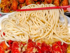 -龙巢盱眙龙虾·牛蛙·烧烤宵夜(八卦岭店)