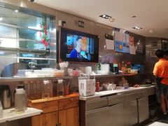 -新大咀港式茶餐厅(宝山万达店)