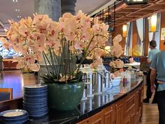 -八府香鸭·啫啫煲(华山路店)