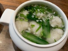 鲜嫩黄花鱼丸汤-将相和·海鲜蒸饺大连菜