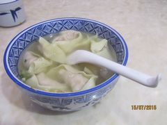 鲜肉馄饨-聚笼鲜美食(凤凰街店)