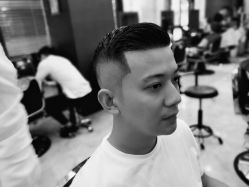 -尼特斯男士发型馆