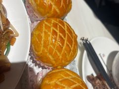 酥皮水牛奶菠萝包-陶陶居酒家(新天地店)