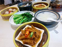 -云庭汇·粤菜海鲜(东盟盛天地店)