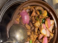 -胡须佬鸡煲四季火锅店(石厦西村直营店)