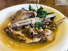 手抓羊肉-老回回饺子馆(海洋馆店)