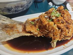 糖醋鱼尾-南京金牛湖巨碗鱼头
