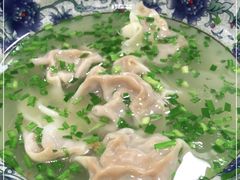 -老新隆牛肉锅贴(新街口店)