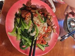 -爆炸头阿姨小四川正宗川味小吃(无任何分店)