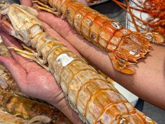 -粤盛海鲜平价店(洛溪食街店)