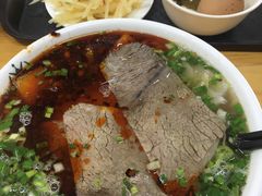 -马德元纯汤牛肉面(太奥广场店)