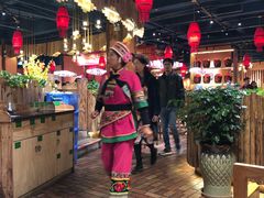 -老滇山寨•云南特色菜•地方菜•民族风情歌舞表演(金碧店)