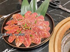 -山川小町·极番烧肉(新地假日广场店)
